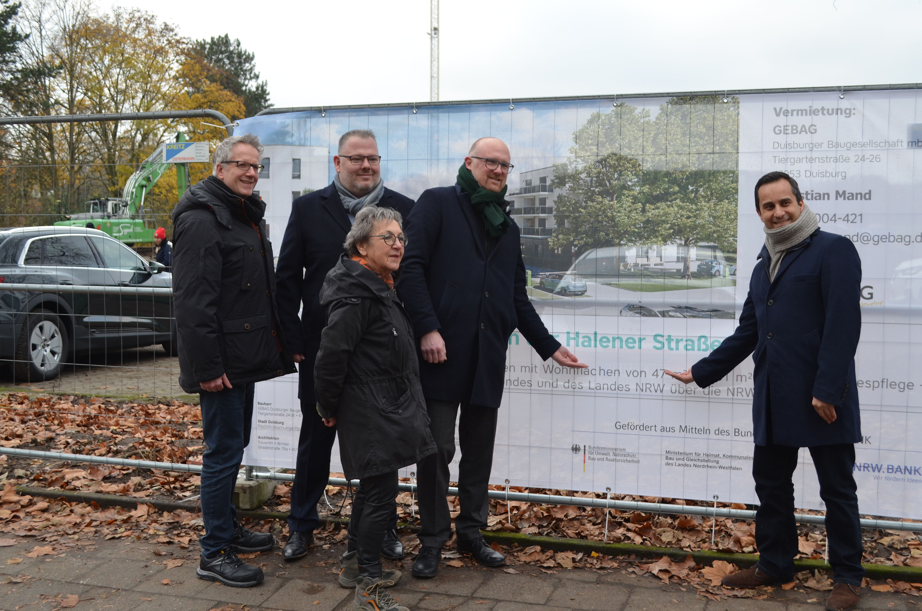 Pressetermin Hagener Straße, vor Plakat