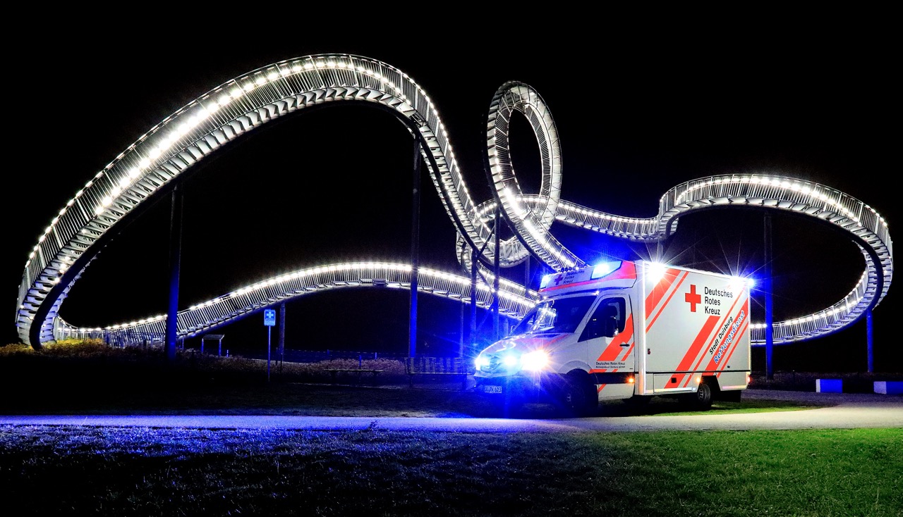 Rettungswagen DRK Duisburg 